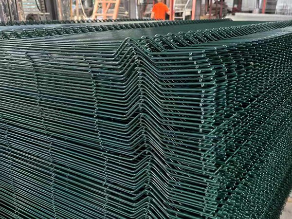 洛陽護(hù)欄網(wǎng)