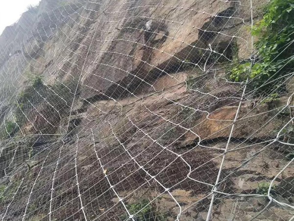 洛陽邊坡防護(hù)網(wǎng)